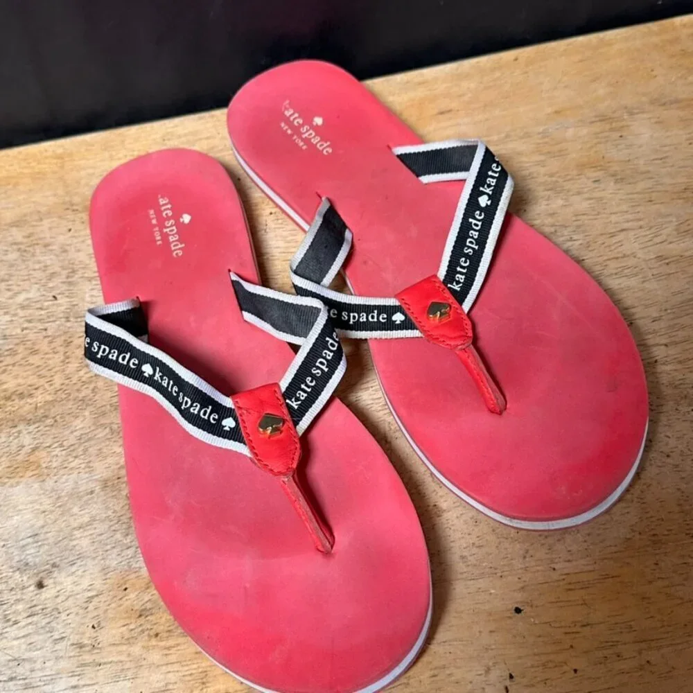 kate spade flip flops size 9